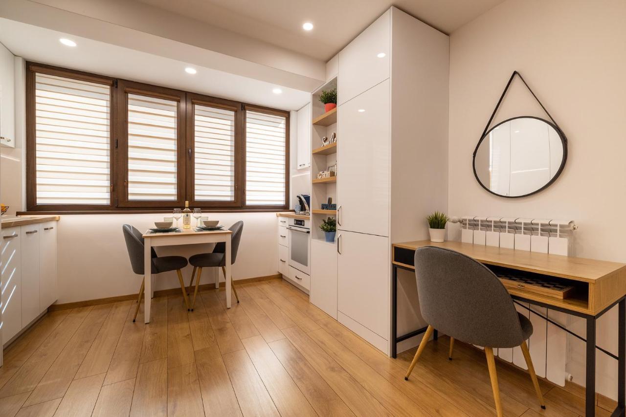 Luxury Studio Living High-End Amenities And Great Location By Flat Mаnager Σόφια Εξωτερικό φωτογραφία