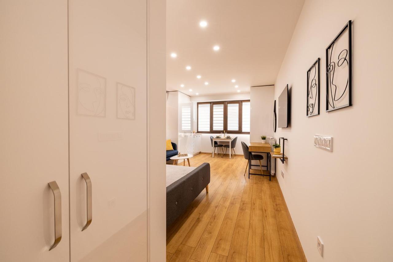 Luxury Studio Living High-End Amenities And Great Location By Flat Mаnager Σόφια Εξωτερικό φωτογραφία